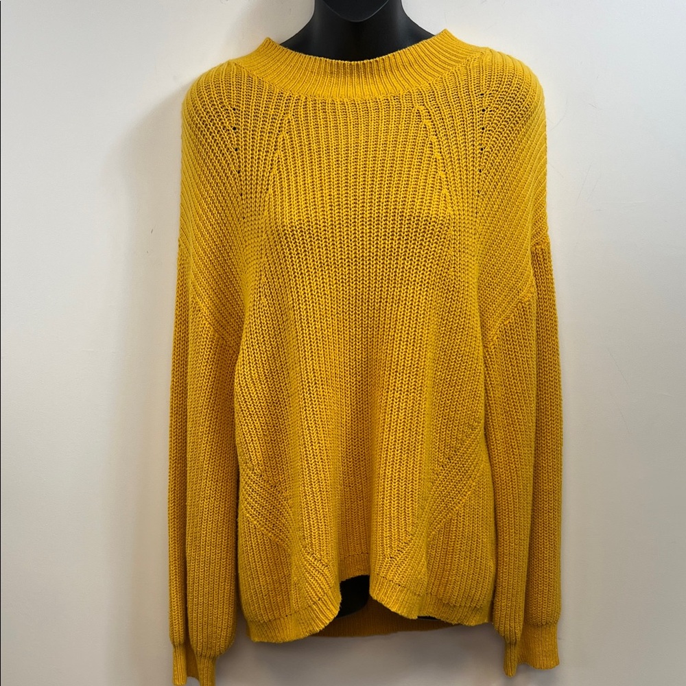 Old Navy Mustard Yellow Causal Fall Cable Knit Pullover Sweater Size M
